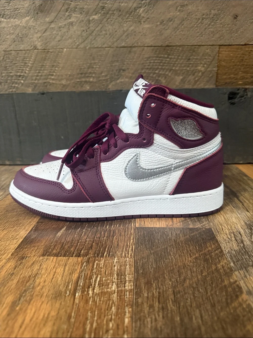 Air Jordan 1 Retro High OG Bordeaux White Silver Sneakers 7Y